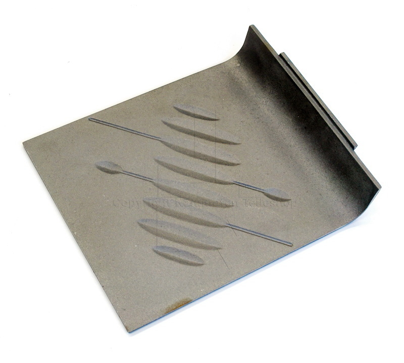 Jotul I 510 rechte Gussplatte im Brennraum