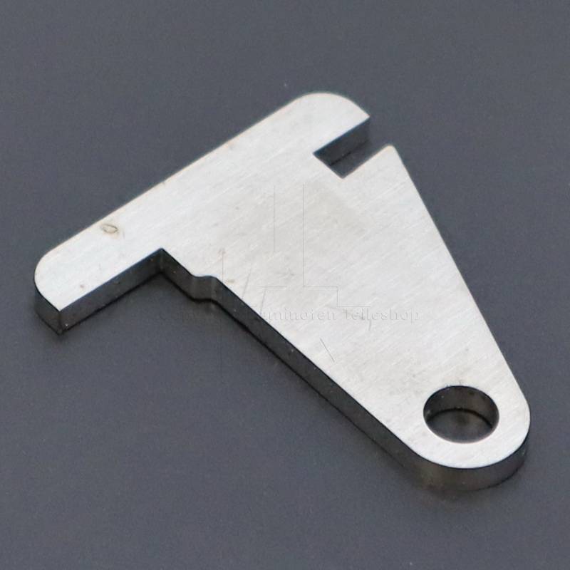 Scan 84 Haltebeschlag für obere Rauchumlenkplatte