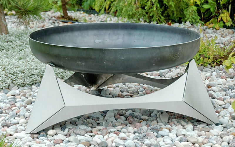 Feuerschale Asmara ø 63 x 31 cm aus Rohstahl mit Fuß aus Edelstahl