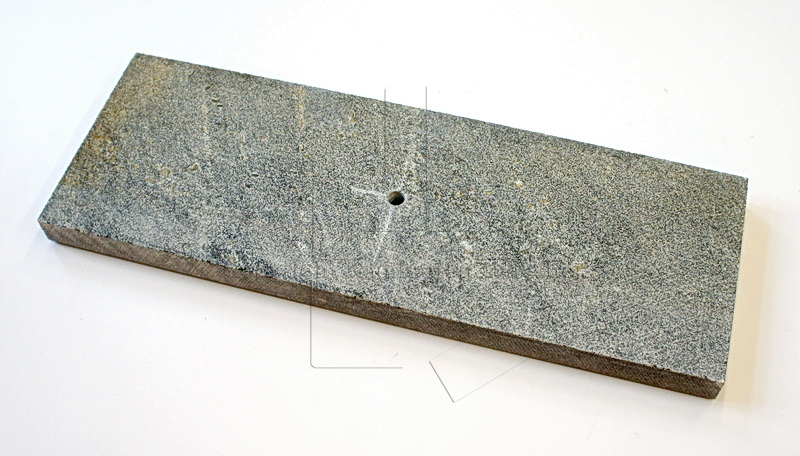 Handöl 9 Speckstein mittig von unten