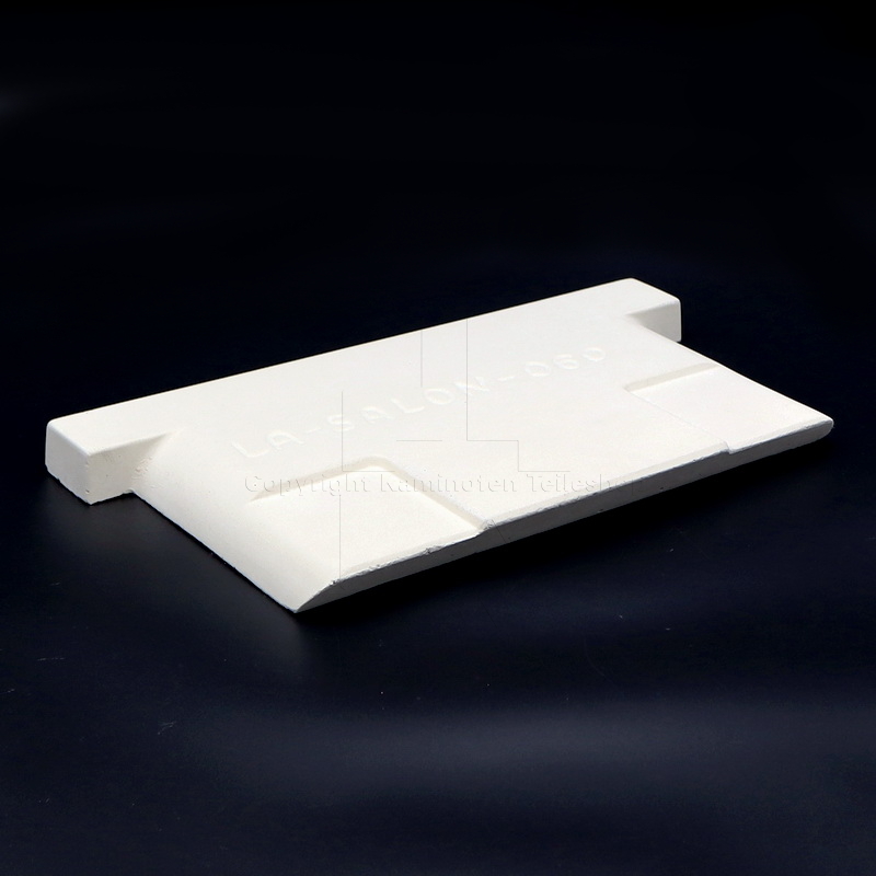 Nordpeis Salzburg M II vorderer Thermottestein über der Brennkammer