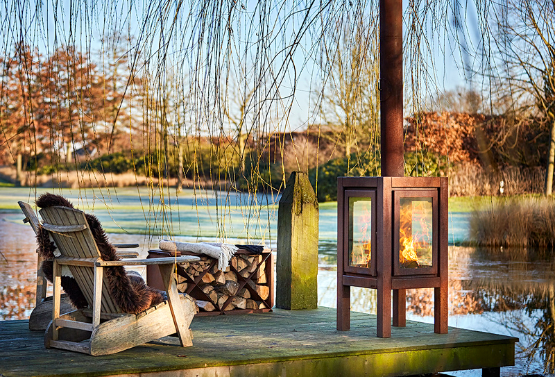RB73 Quaruba XXL Outdoorfire mit 4 Beinen