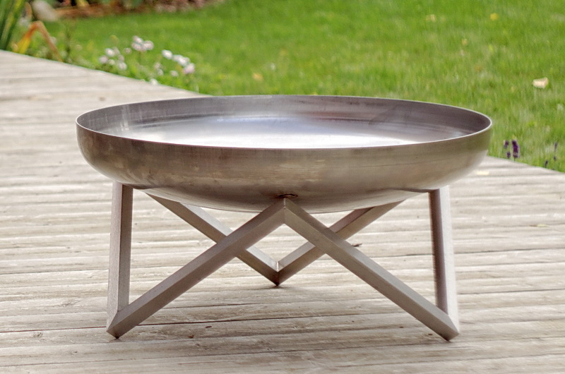 Feuerschale Logi ø 79 x 39 cm aus Edelstahl-Terrasse