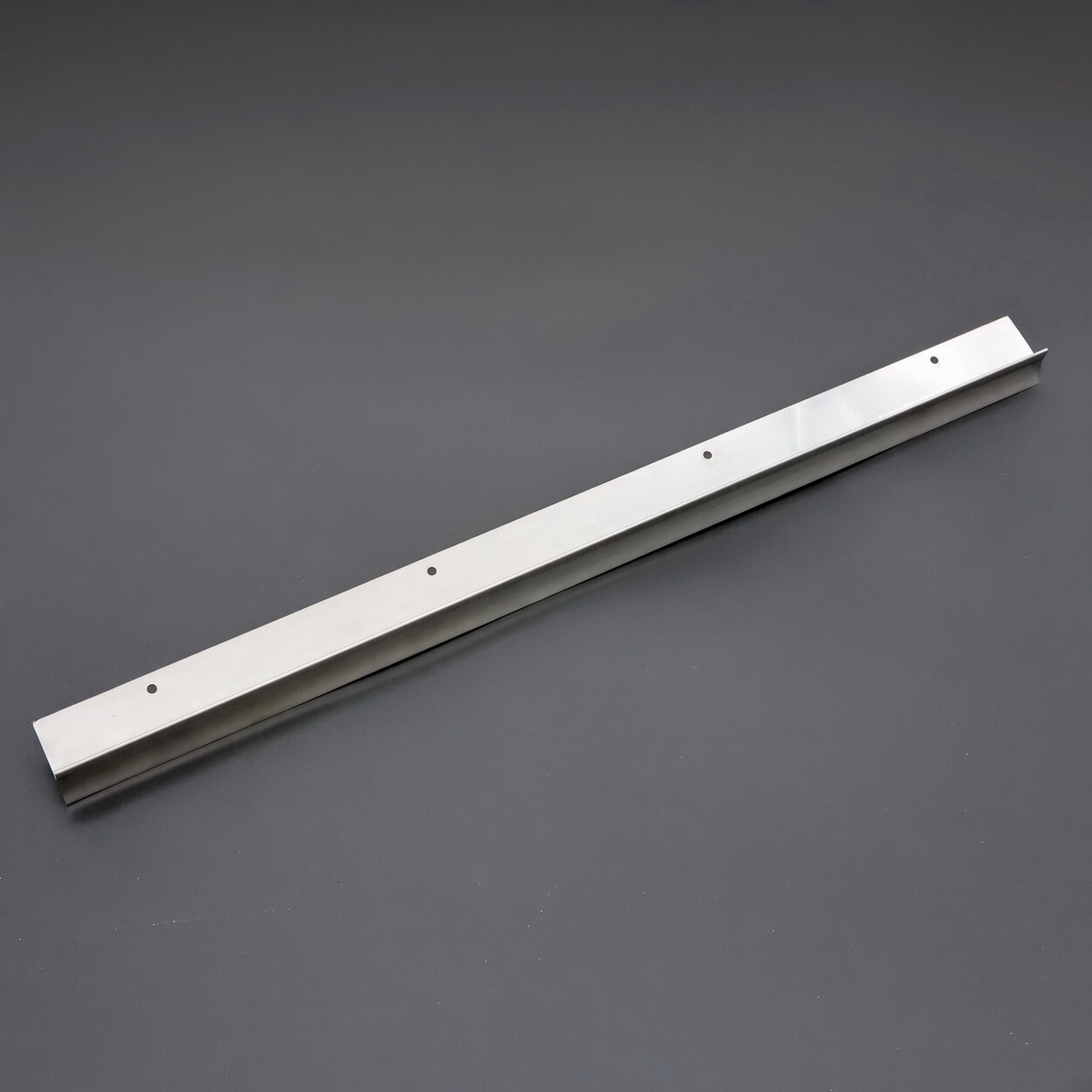 Metallschiene, Aluminium-Schiene, Schiene mit Bohrungen, Montageschiene, Flachstahl