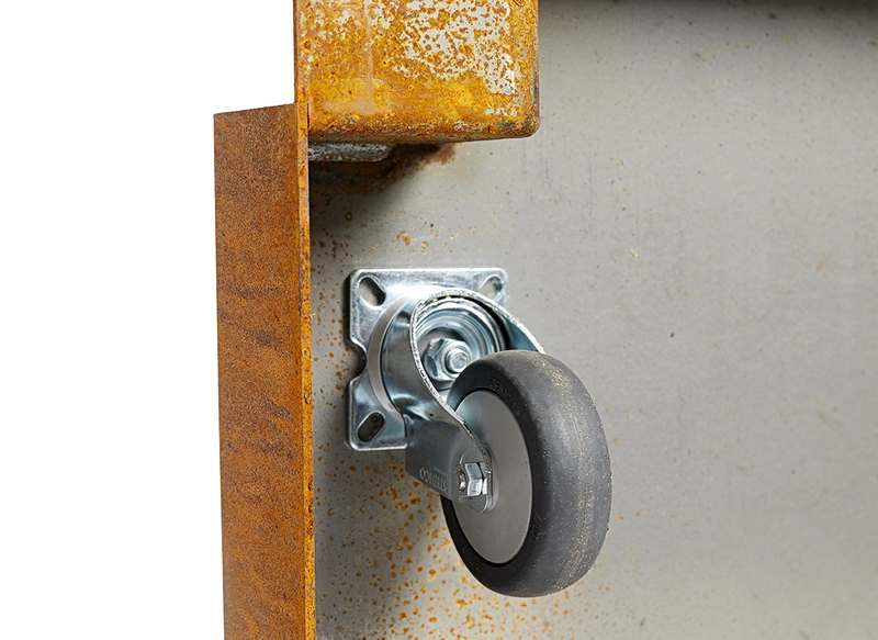 QUARUBA L mobile Plattform mit drehbaren Industrierollen